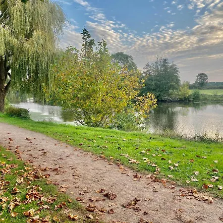 Au Bord De La Sarthe - 6 Personnes * Fillé