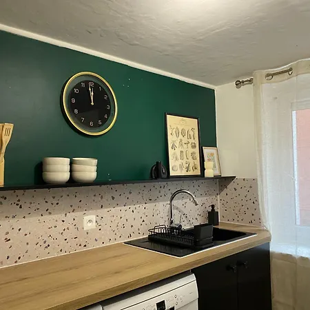 Au Bord De La Sarthe - 6 Personnes Fille